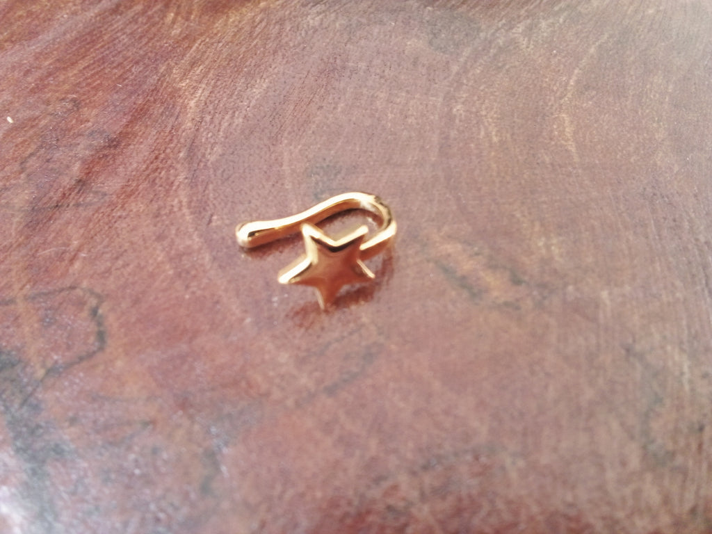 Faux piercing fantaisie nez