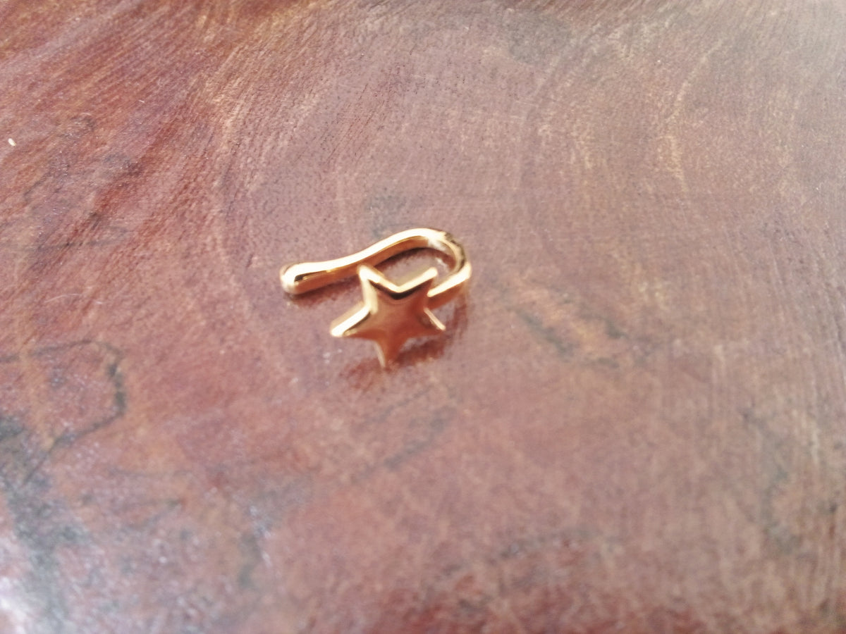 Faux piercing fantaisie nez